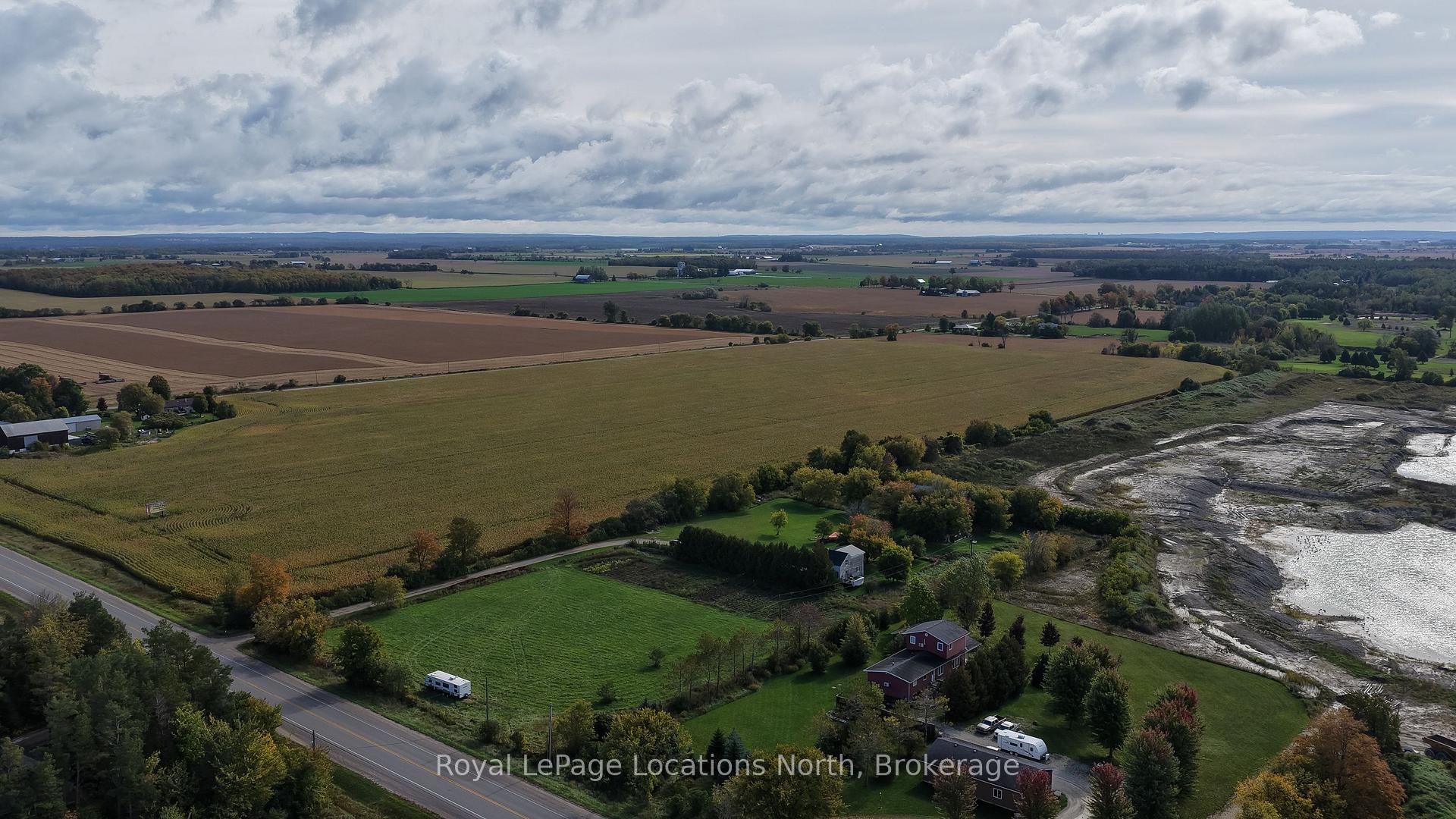 Photo 56 of 2939 92 County Road, Springwater, Rural Springwater — HOMEH