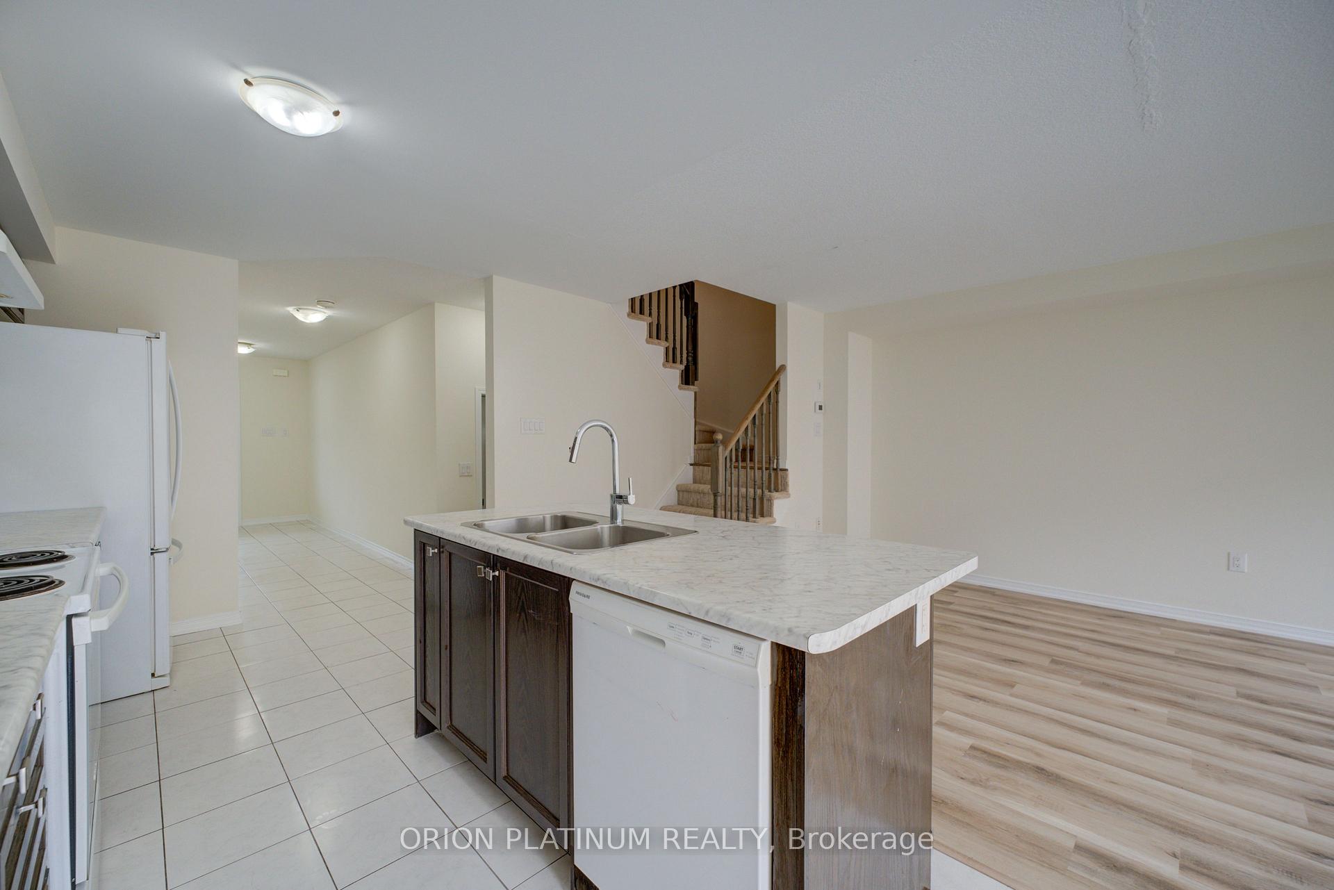 Photo 9 of 140 Munro Circle, Brantford, Empire South — HOMEH