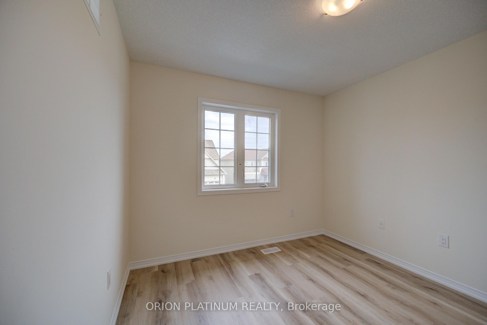 Photo 26 of 140 Munro Circle, Brantford, Empire South — HOMEH