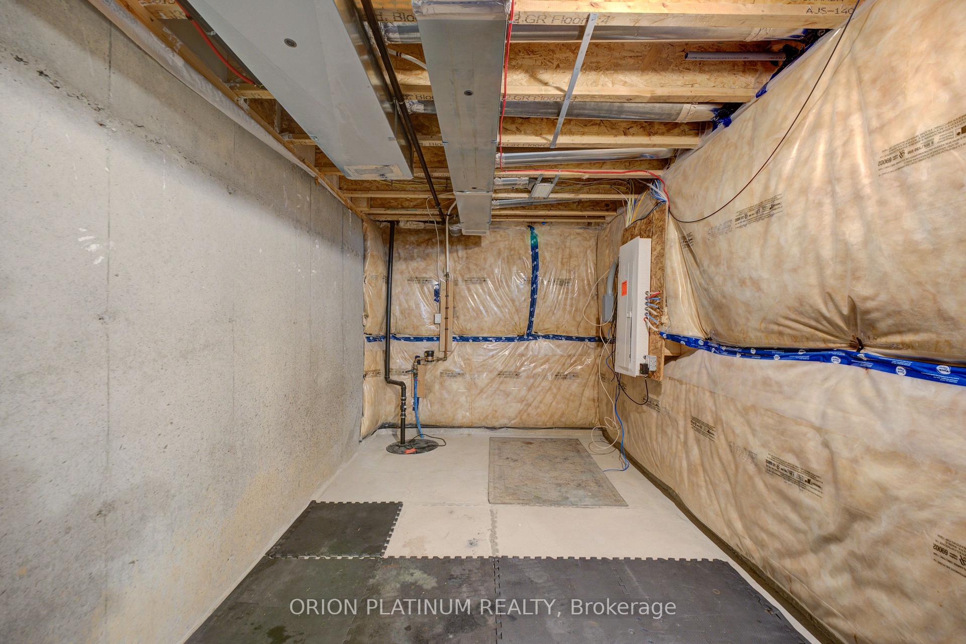 Photo 33 of 140 Munro Circle, Brantford, Empire South — HOMEH