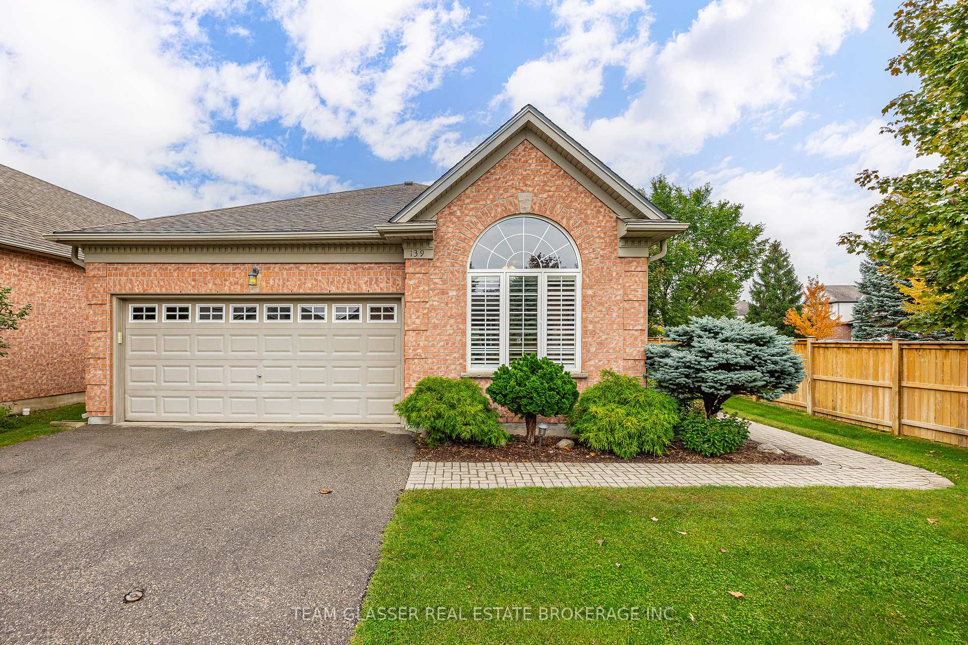 Photo 2 of Unit 139, 2025 Meadowgate Boulevard, London, South U — HOMEH