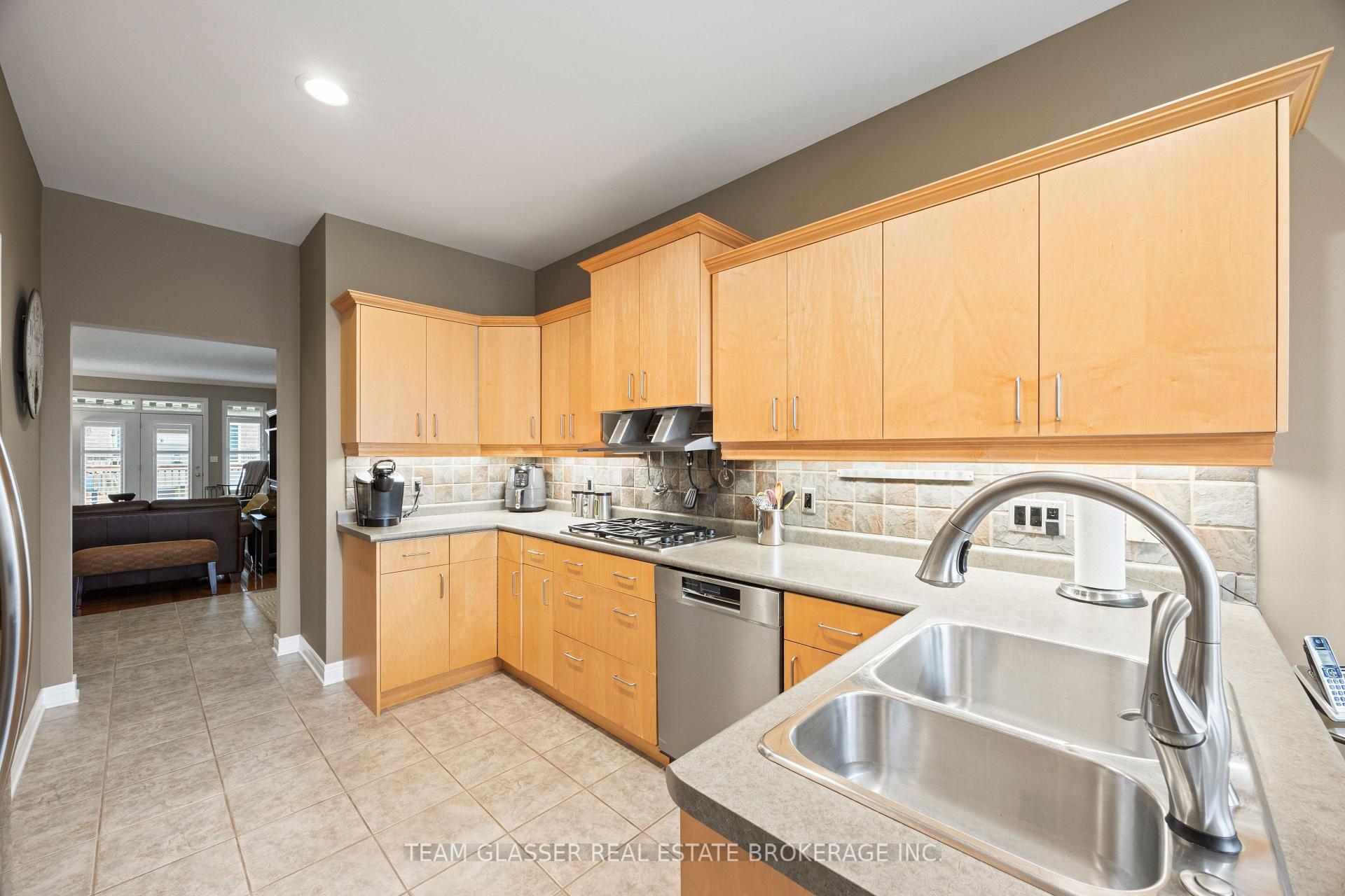 Photo 16 of Unit 139, 2025 Meadowgate Boulevard, London, South U — HOMEH