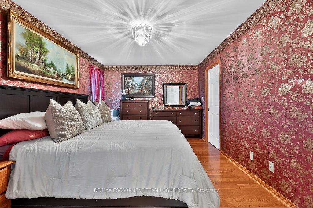 Photo 18 of 17 Tanner Drive, Pelham, Fonthill — HOMEH