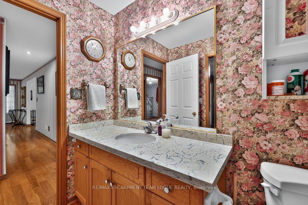 Photo 19 of 17 Tanner Drive, Pelham, Fonthill — HOMEH