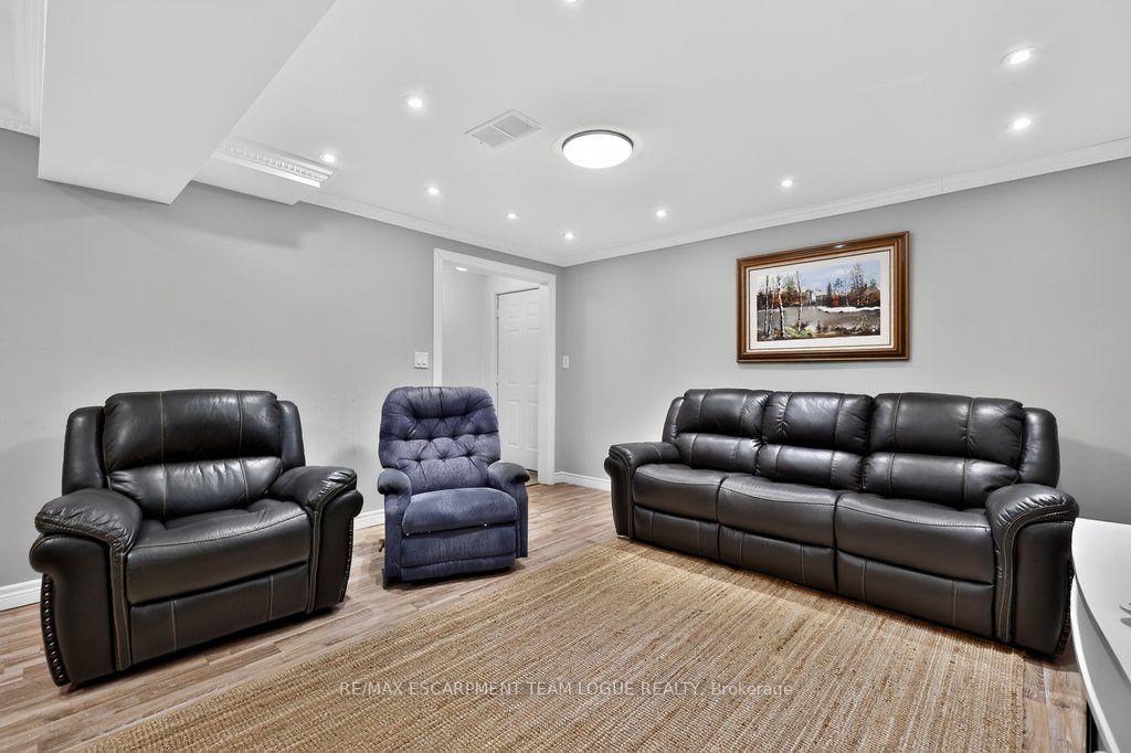 Photo 26 of 17 Tanner Drive, Pelham, Fonthill — HOMEH