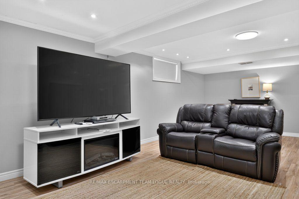 Photo 27 of 17 Tanner Drive, Pelham, Fonthill — HOMEH