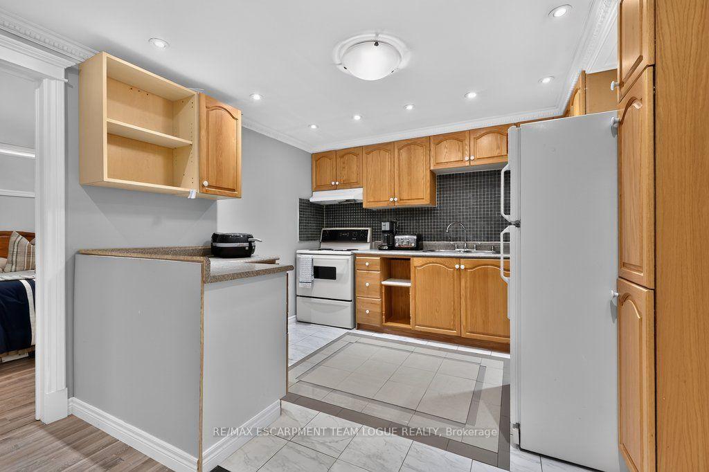 Photo 29 of 17 Tanner Drive, Pelham, Fonthill — HOMEH