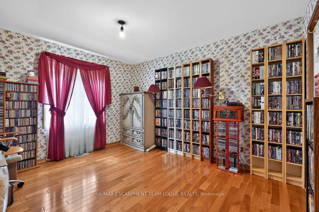 Photo 38 of 17 Tanner Drive, Pelham, Fonthill — HOMEH