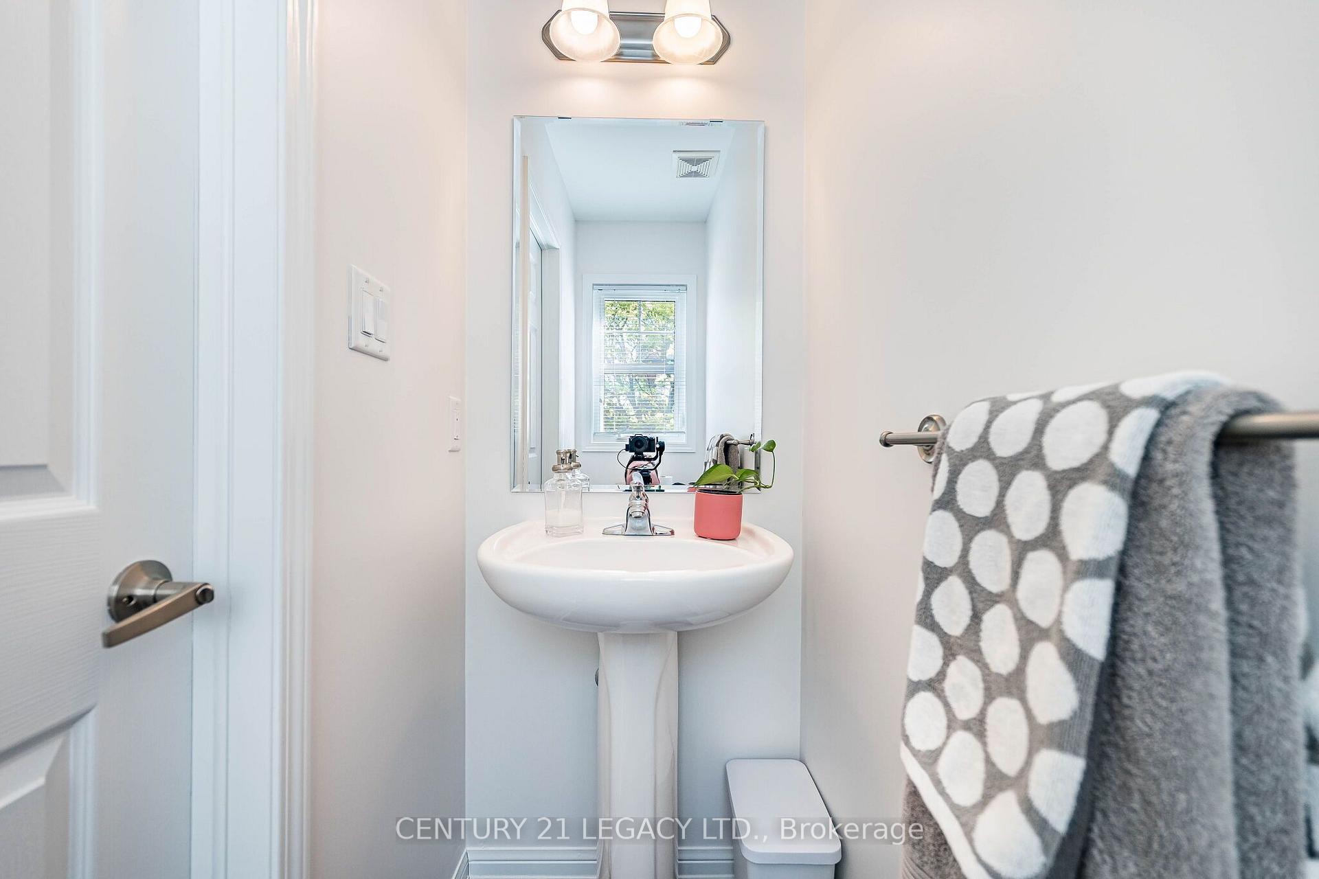 Photo 29 of 579 Speyer Circle SW, Milton, Harrison — HOMEH