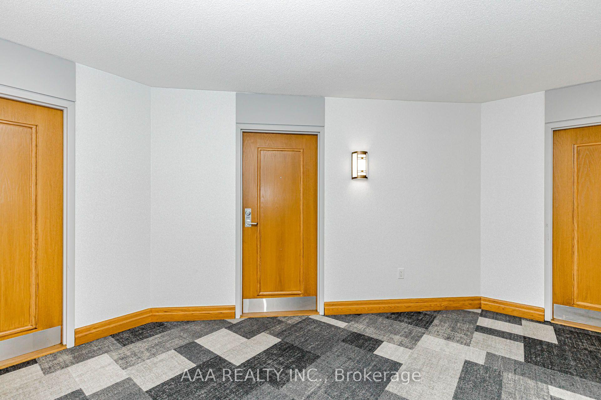 Photo 6 of Unit 2101, 5 Concorde Place, North York, Banbury-Don Mills — HOMEH