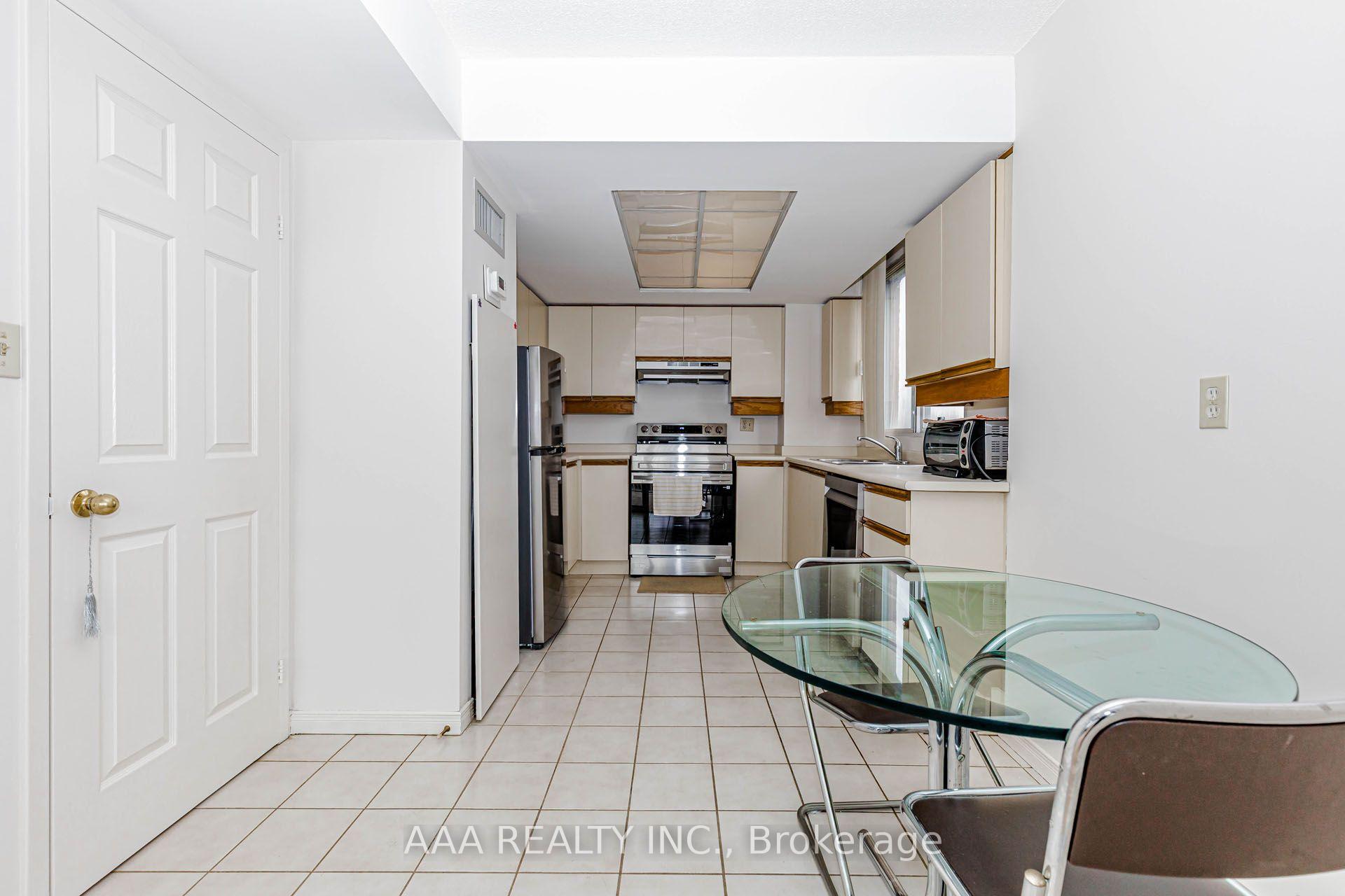Photo 16 of Unit 2101, 5 Concorde Place, North York, Banbury-Don Mills — HOMEH