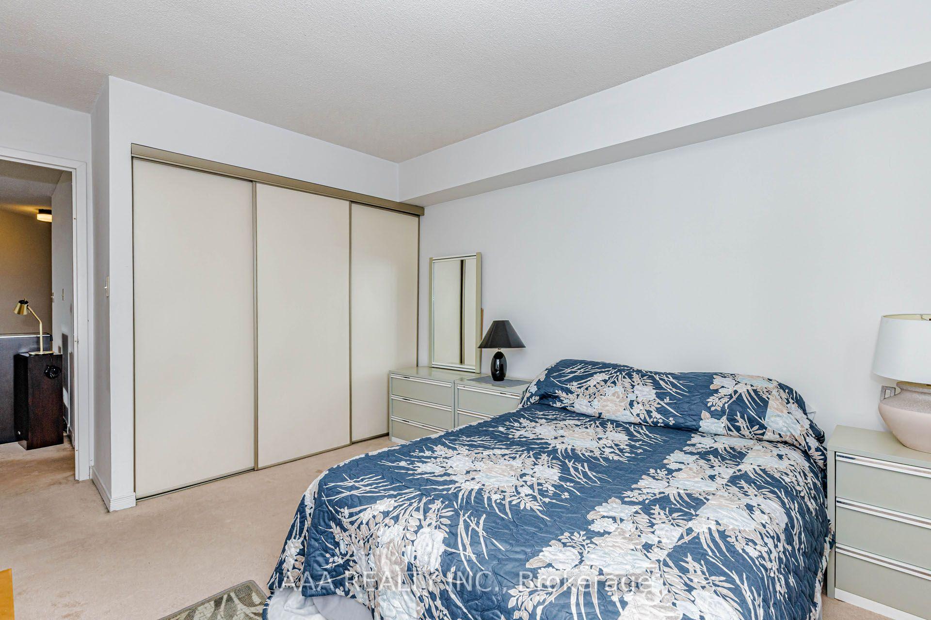 Photo 33 of Unit 2101, 5 Concorde Place, North York, Banbury-Don Mills — HOMEH