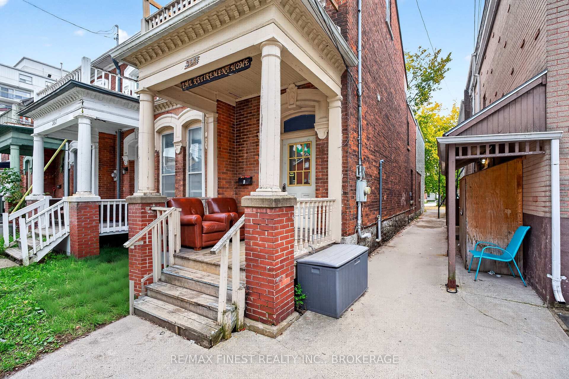 Photo 3 of 364 Brock Street, Kingston, Queen's — HOMEH
