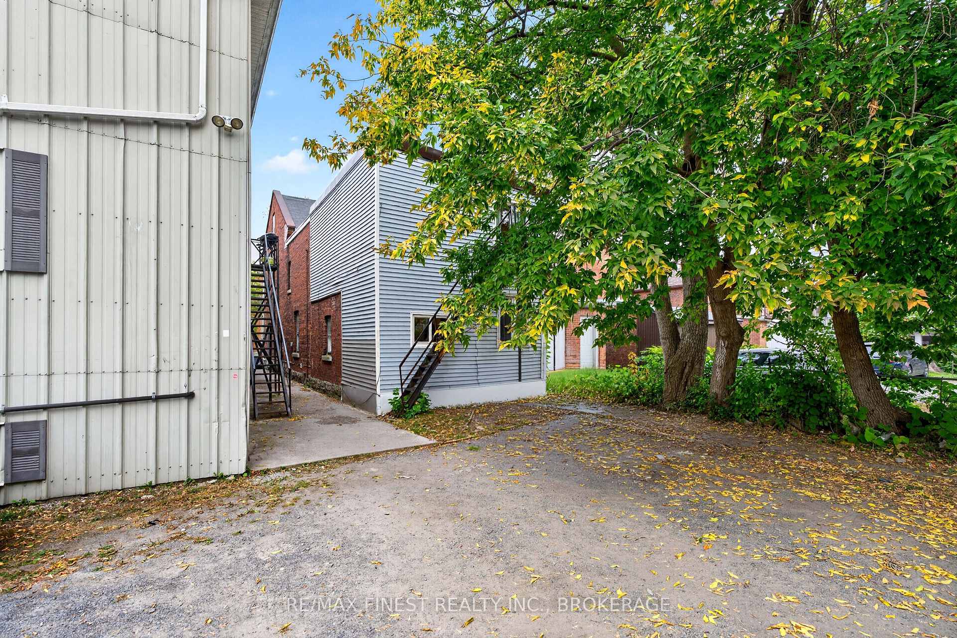 Photo 8 of 364 Brock Street, Kingston, Queen's — HOMEH