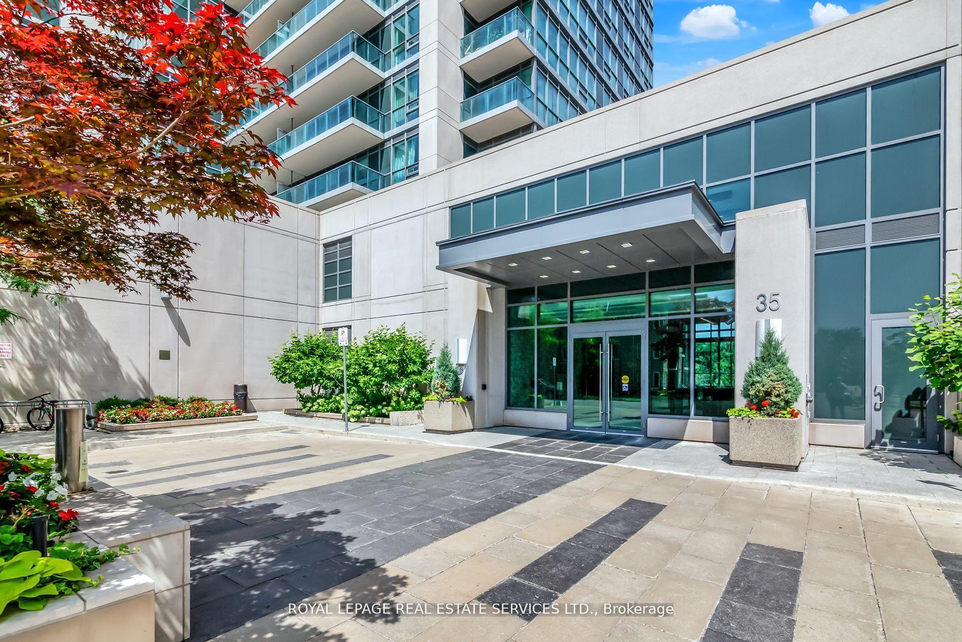 Photo 2 of Unit PH 14, 35 Brian Peck Crescent, Toronto, Thorncliffe Park — HOMEH