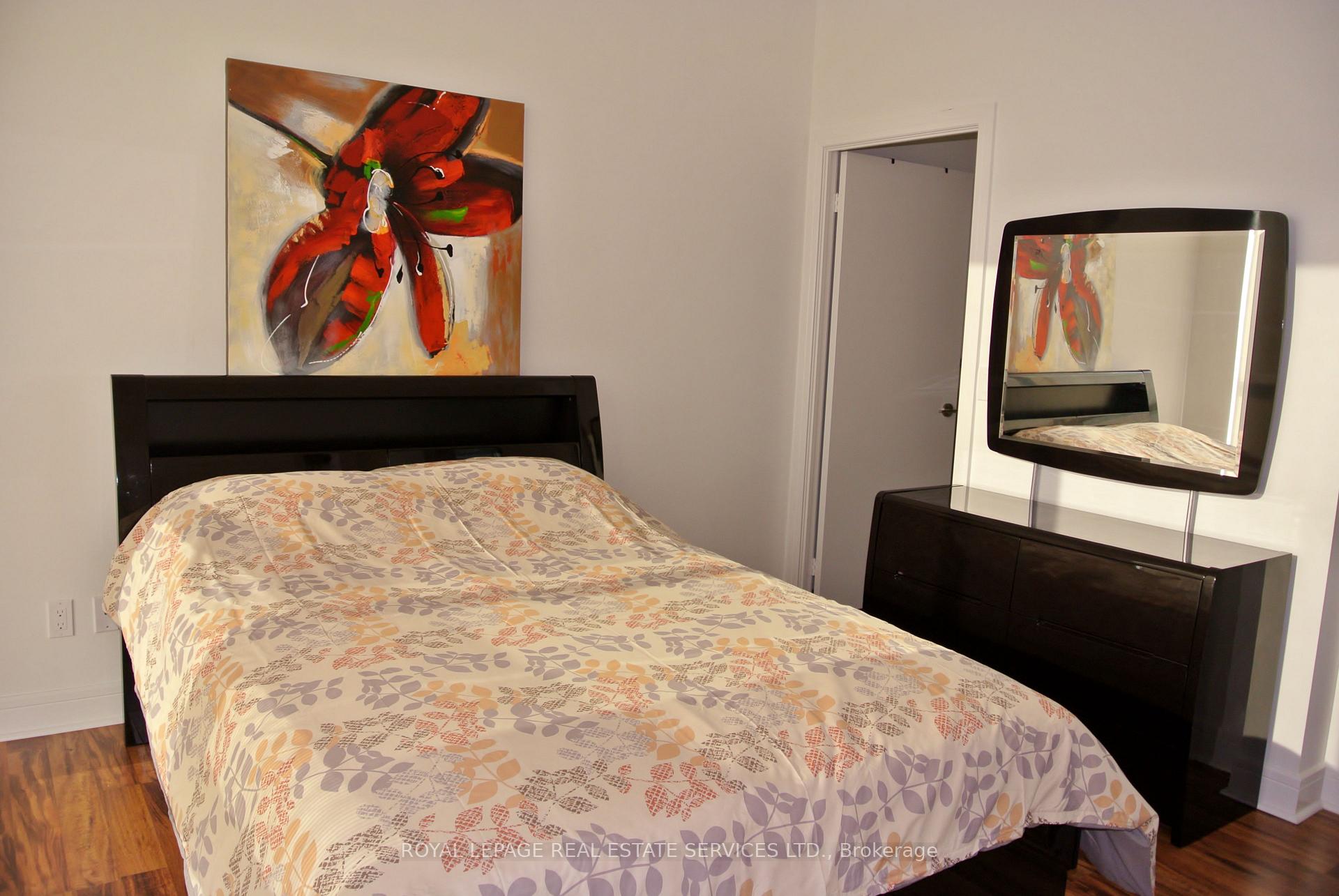 Photo 8 of Unit PH 14, 35 Brian Peck Crescent, Toronto, Thorncliffe Park — HOMEH