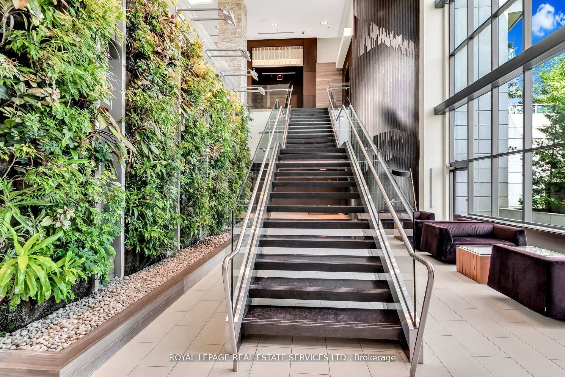 Photo 14 of Unit PH 14, 35 Brian Peck Crescent, Toronto, Thorncliffe Park — HOMEH