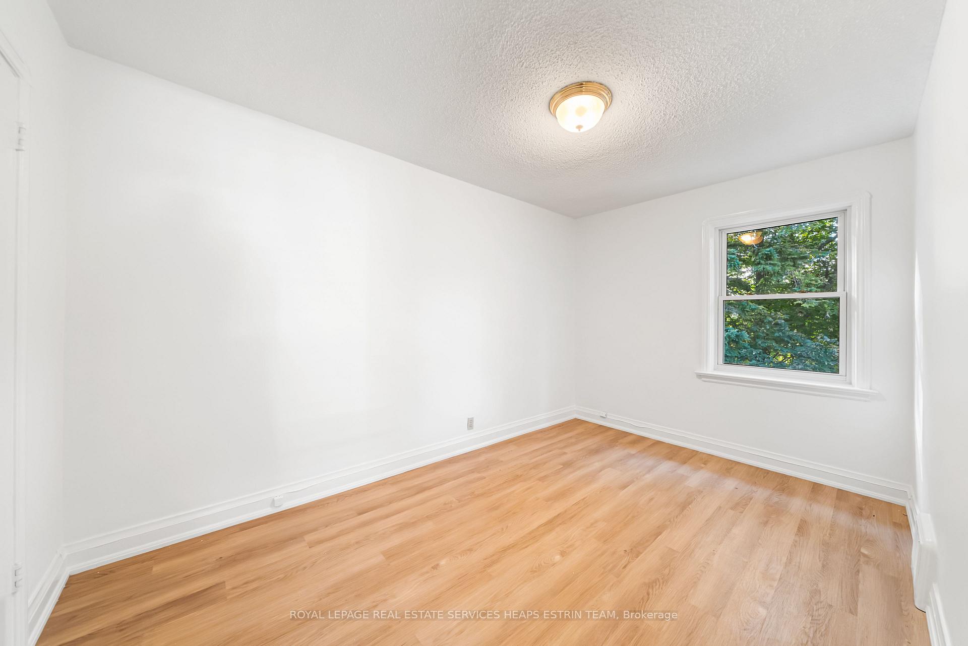 Photo 25 of 63 Thursfield Crescent, Toronto, Leaside — HOMEH