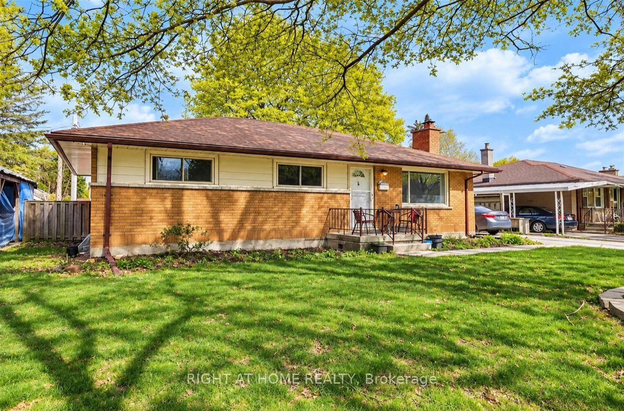 Photo 1 of Unit Basement, 200 Renfro Crescent, London, South J — HOMEH
