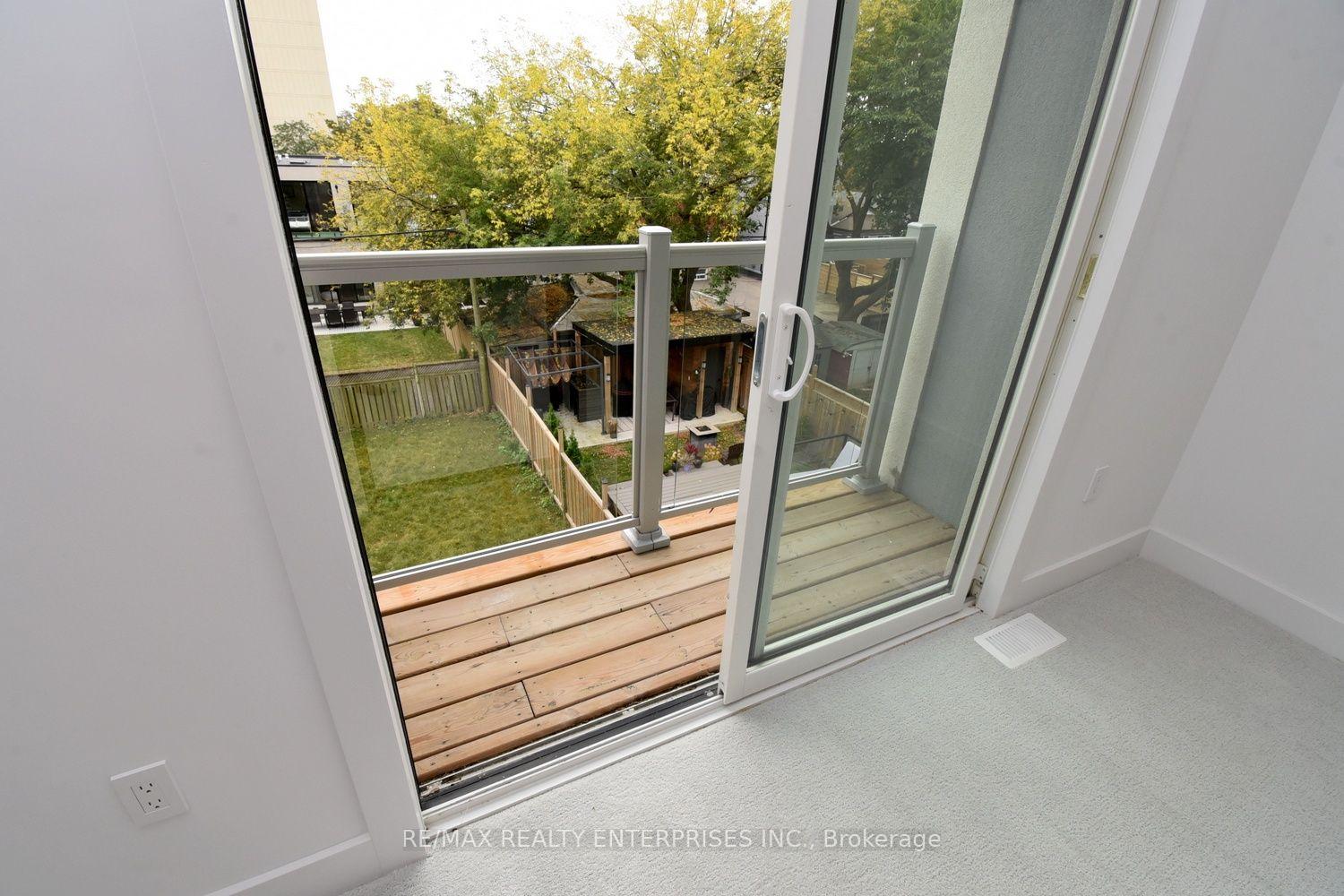 Photo 24 of 19 Simpson Avenue, Etobicoke, Mimico — HOMEH