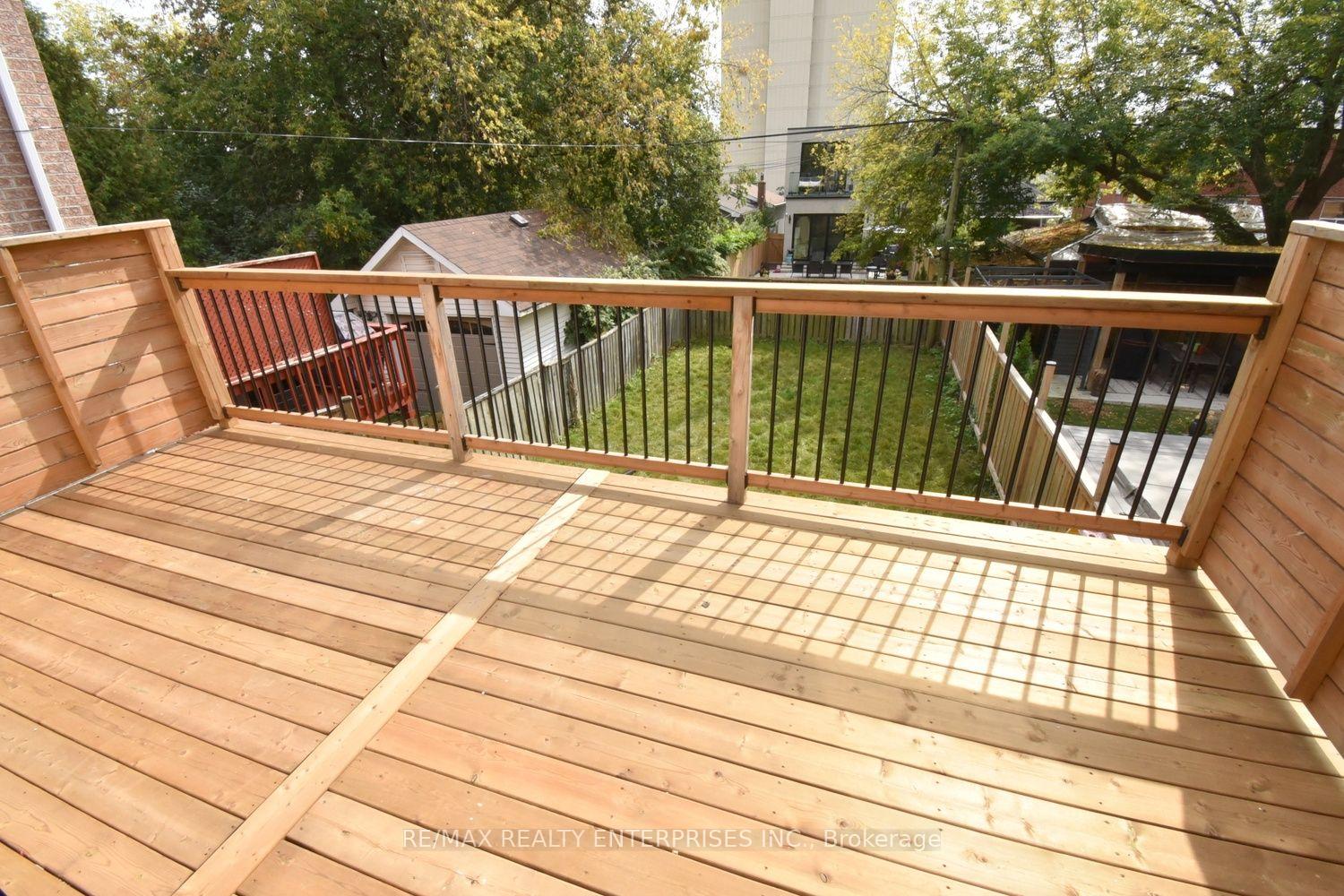Photo 36 of 19 Simpson Avenue, Etobicoke, Mimico — HOMEH