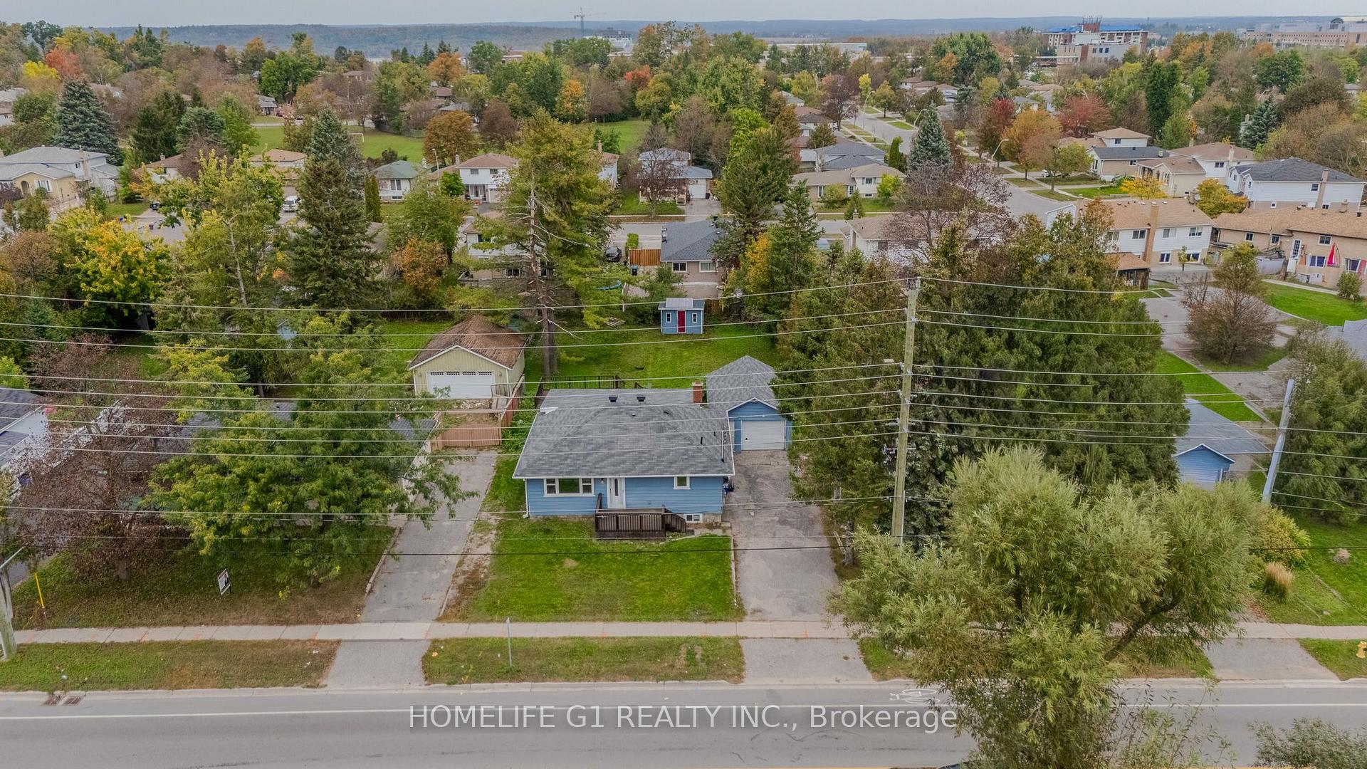 Photo 2 of 332 Grove Street E, Barrie, Grove East — HOMEH