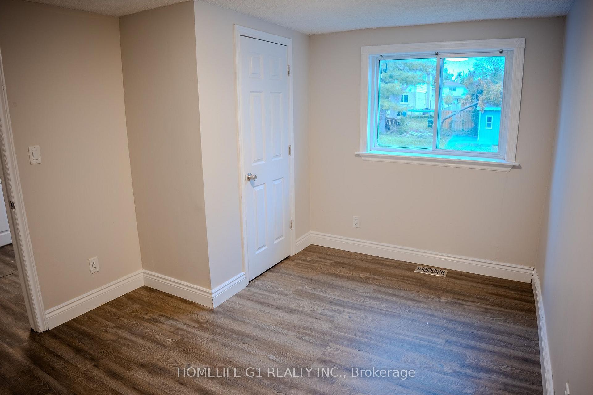 Photo 13 of 332 Grove Street E, Barrie, Grove East — HOMEH