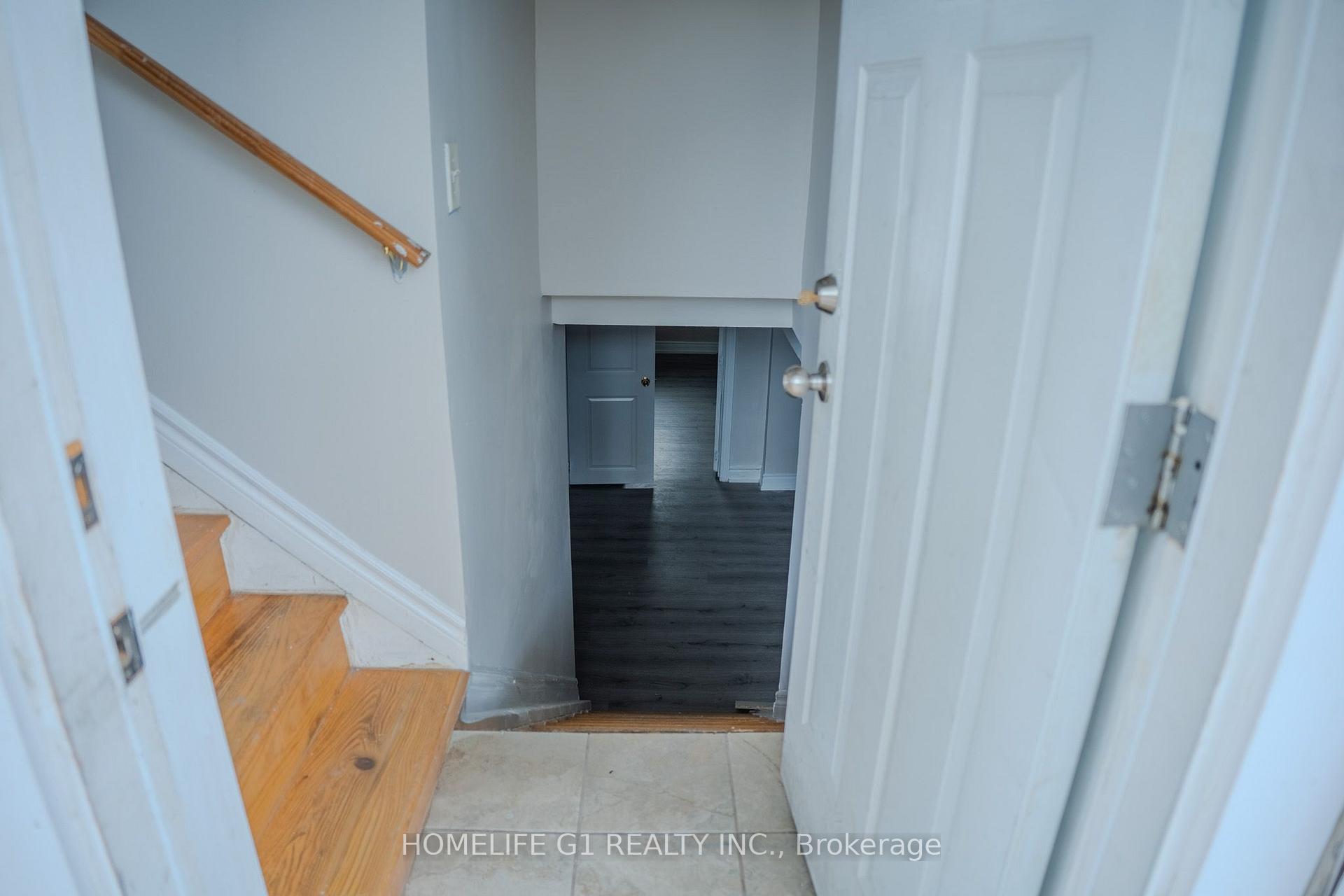 Photo 16 of 332 Grove Street E, Barrie, Grove East — HOMEH