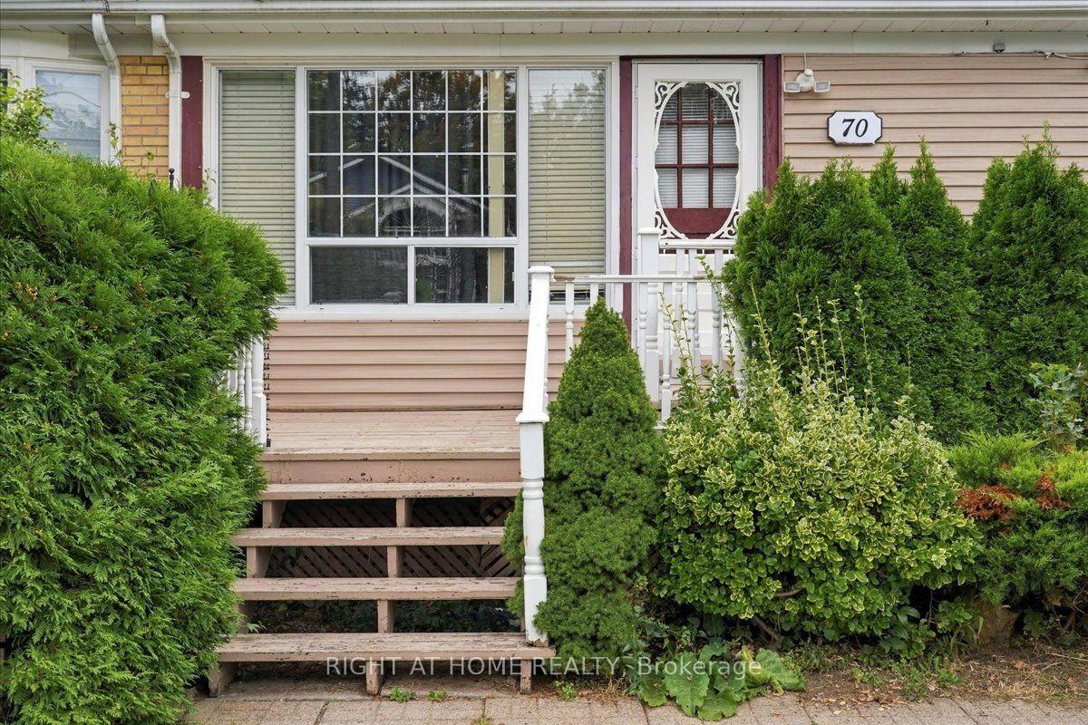 Photo 5 of 70 Painted Post Drive, Scarborough, Woburn — HOMEH