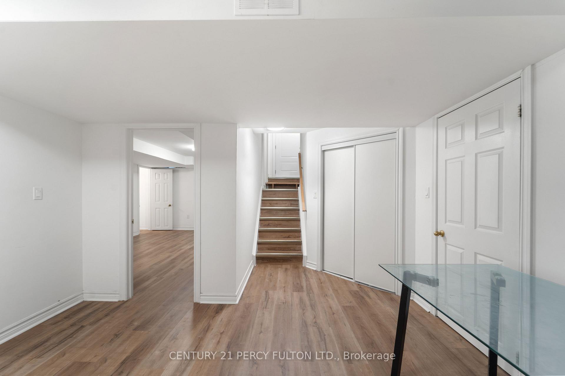 Photo 5 of 35 Weldon Street, Whitby, Rolling Acres — HOMEH
