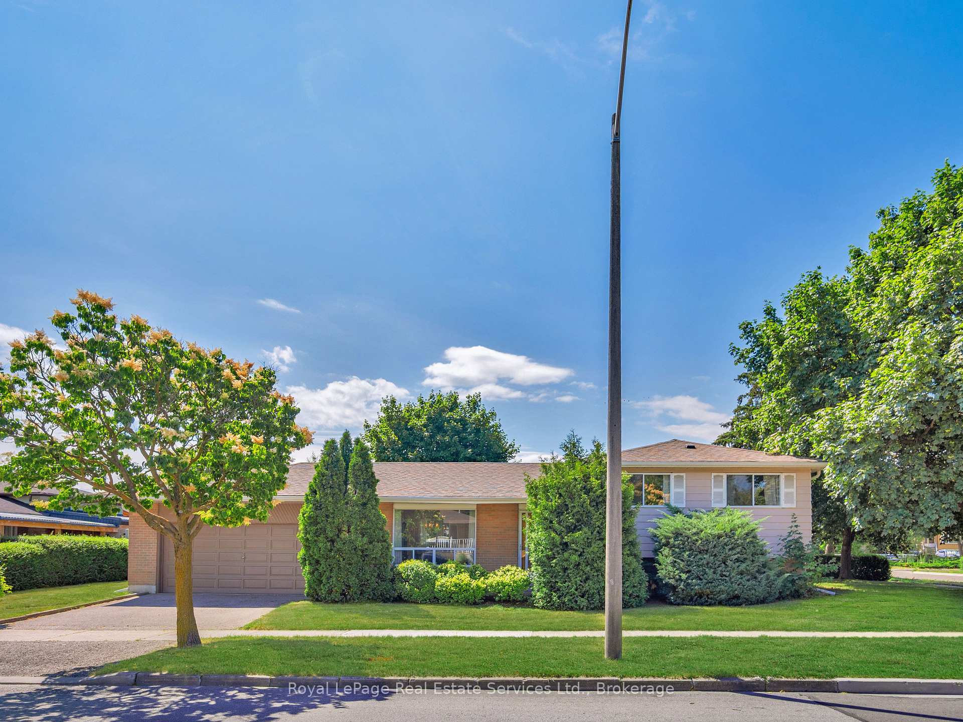 Photo of 1 Mosswood Lane
