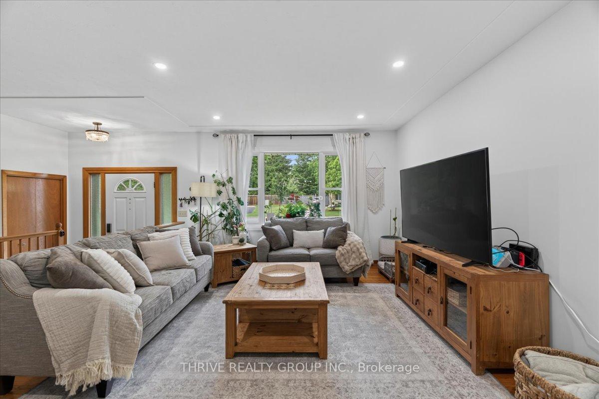 Photo 8 of 29 Southland Drive, London, South V — HOMEH