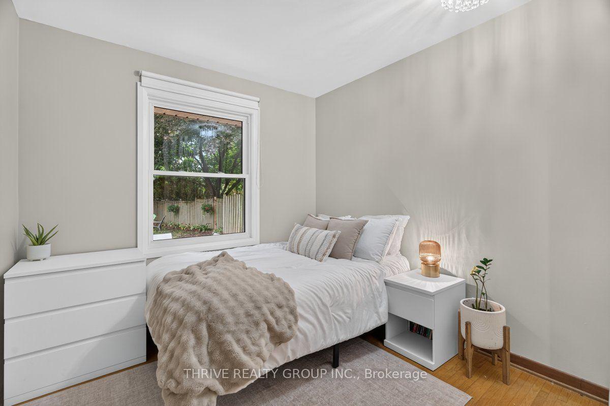 Photo 39 of 29 Southland Drive, London, South V — HOMEH