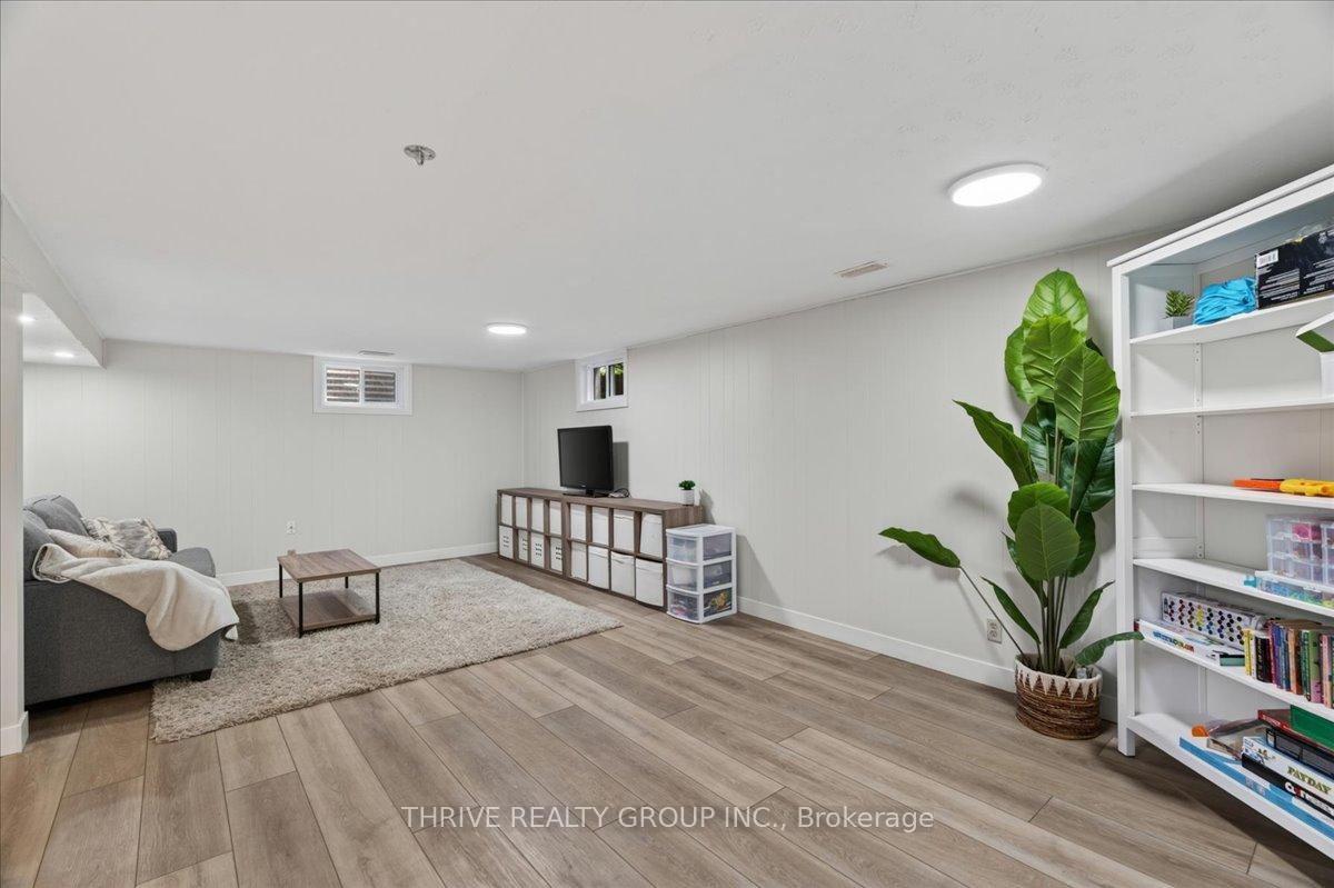 Photo 25 of 29 Southland Drive, London, South V — HOMEH
