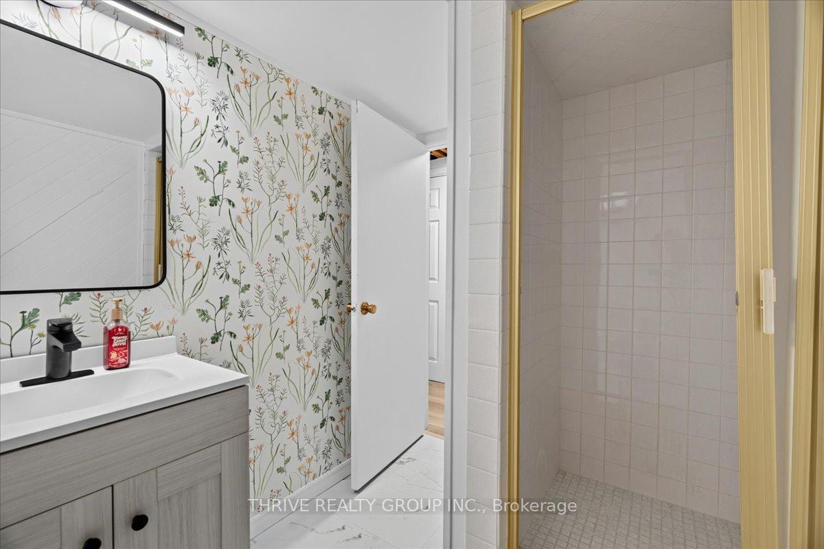 Photo 54 of 29 Southland Drive, London, South V — HOMEH