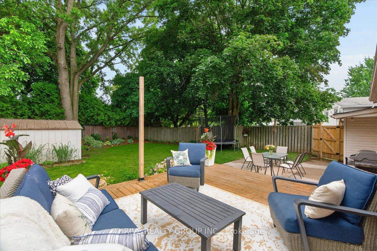 Photo 6 of 29 Southland Drive, London, South V — HOMEH