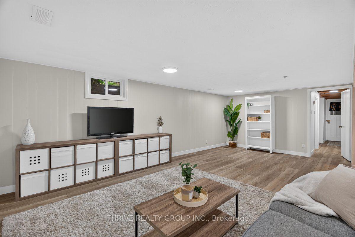 Photo 42 of 29 Southland Drive, London, South V — HOMEH