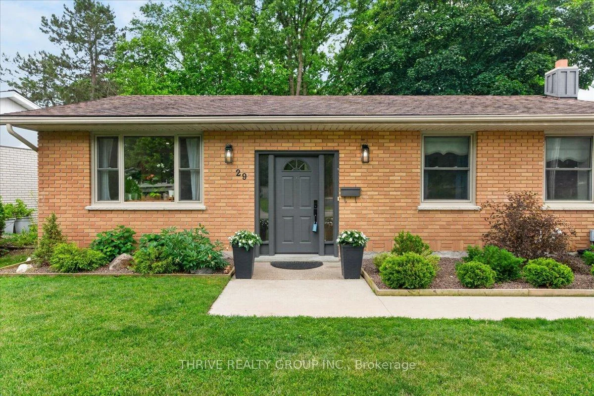 Photo 4 of 29 Southland Drive, London, South V — HOMEH