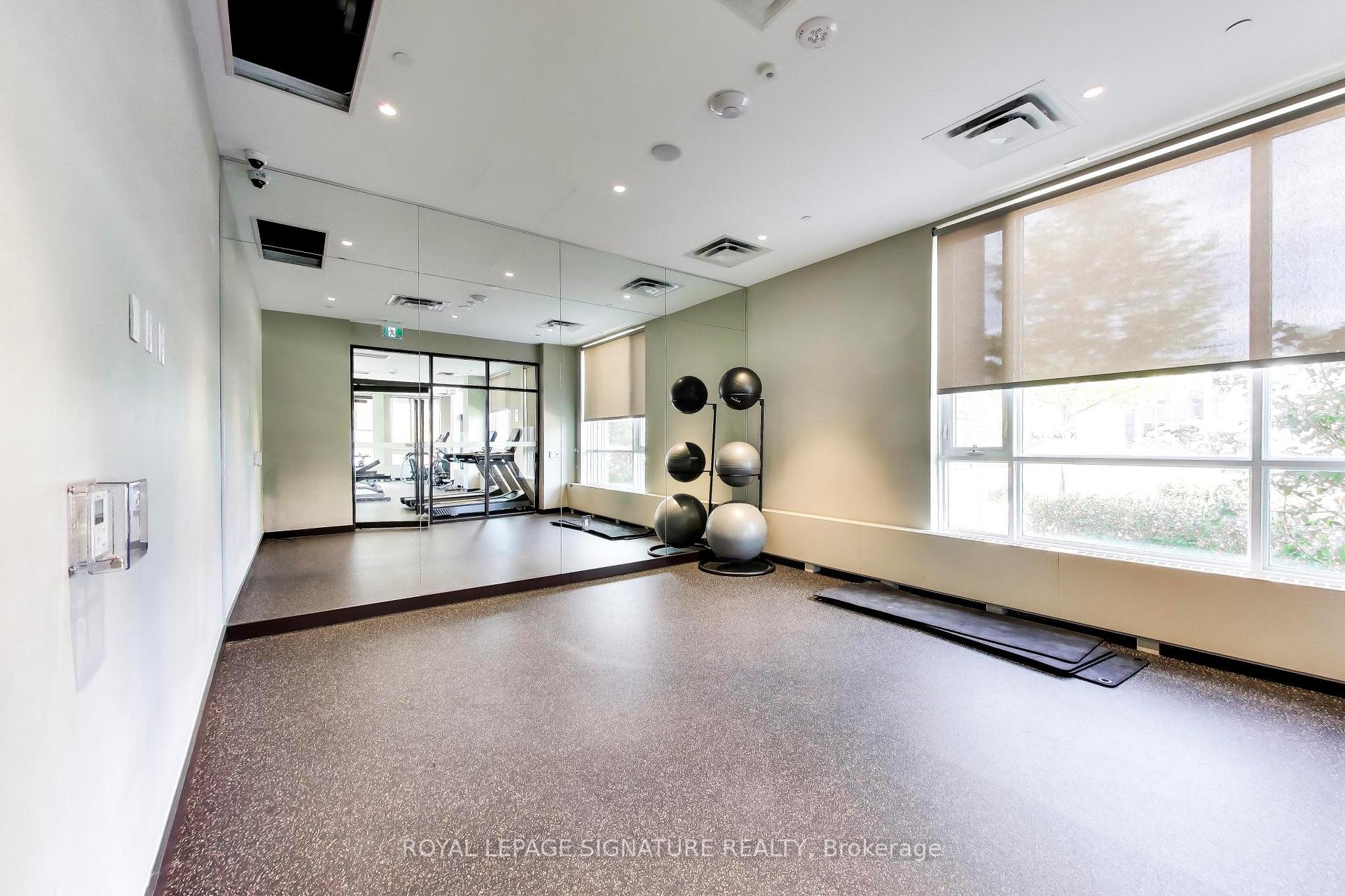 Photo 13 of Unit 105, 60 Honeycrisp Crescent, Vaughan, Vaughan Corporate Centre — HOMEH