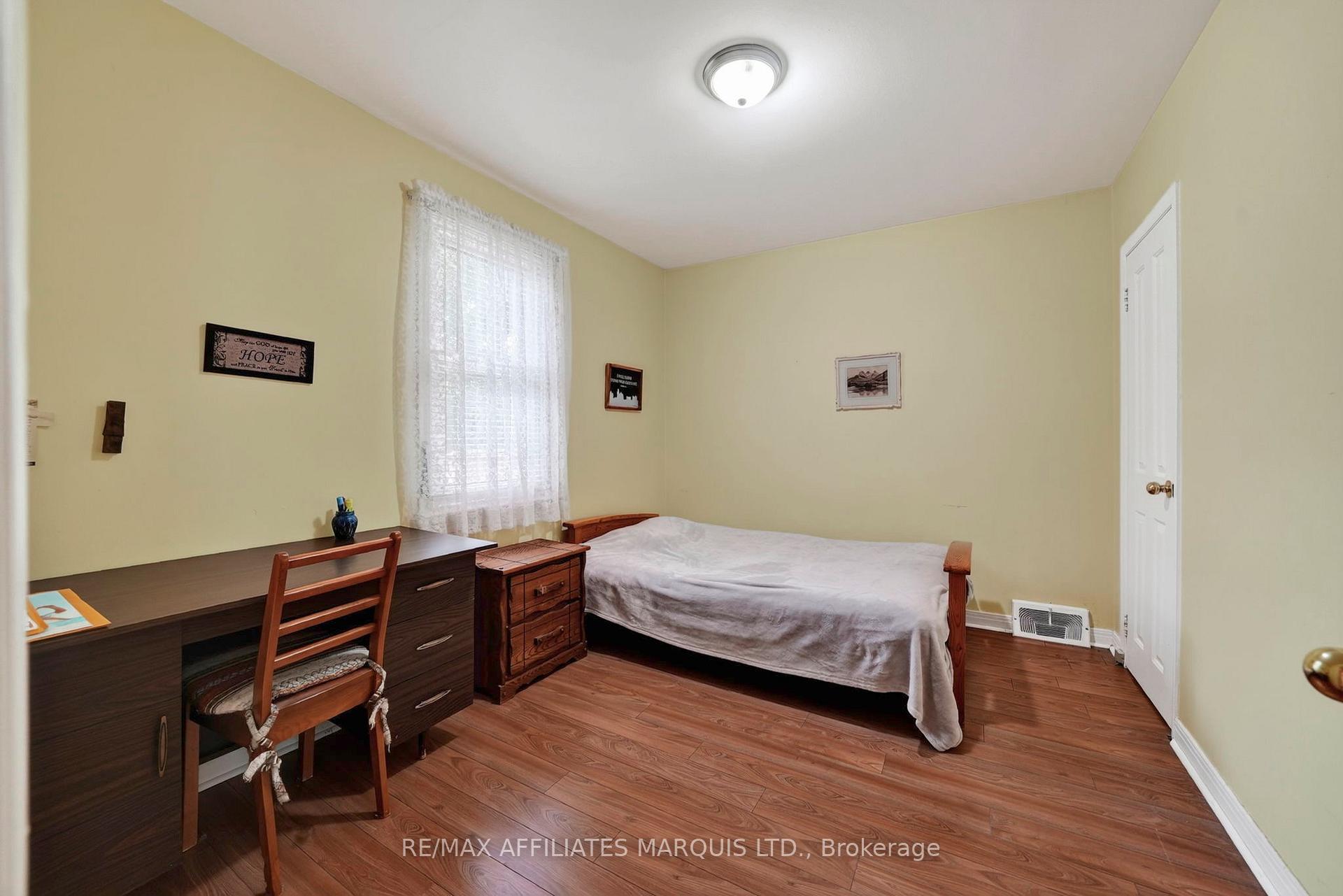 Photo 14 of 1624 Aubin Avenue, Cornwall, Cornwall — HOMEH