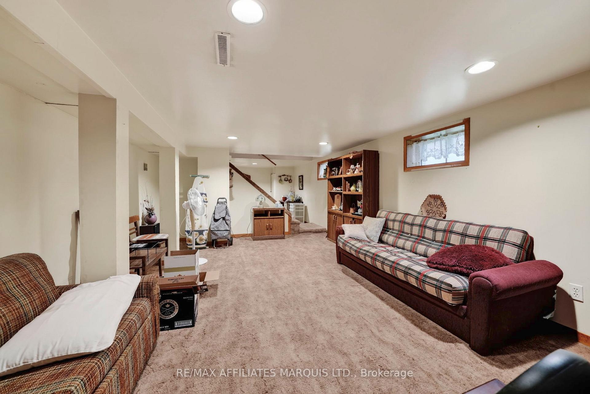 Photo 21 of 1624 Aubin Avenue, Cornwall, Cornwall — HOMEH