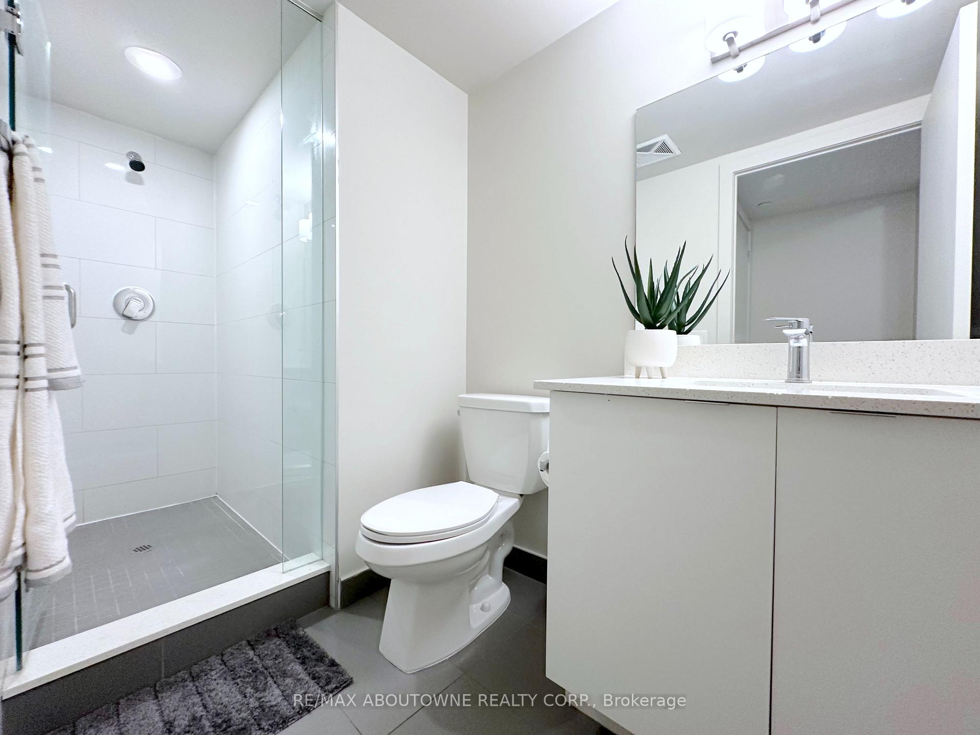 Photo 9 of Unit 219, 3385 Dundas Street W, Toronto, Runnymede-Bloor West Village — HOMEH