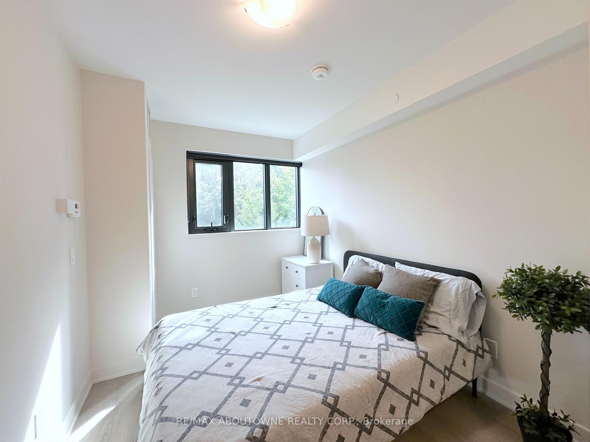 Photo 13 of Unit 219, 3385 Dundas Street W, Toronto, Runnymede-Bloor West Village — HOMEH