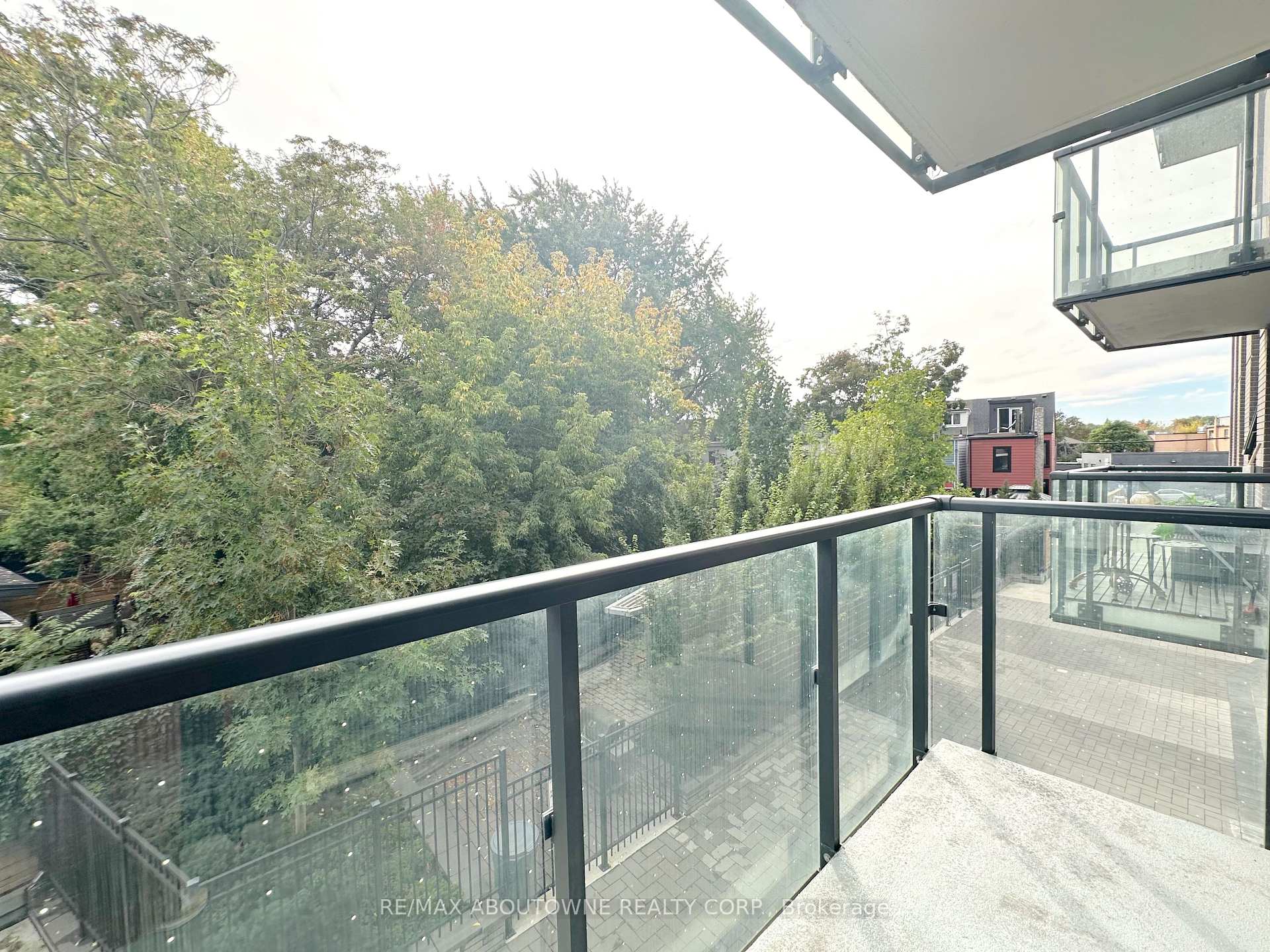 Photo 20 of Unit 219, 3385 Dundas Street W, Toronto, Runnymede-Bloor West Village — HOMEH