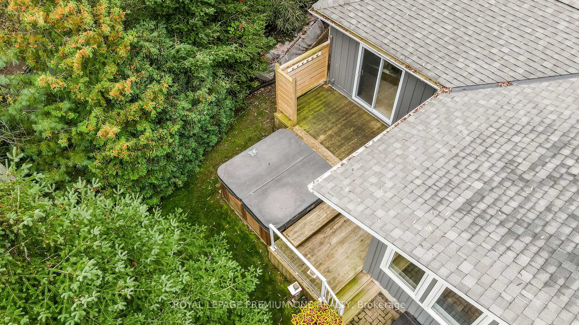 Photo 79 of 23 Poplar Crescent, Ramara, Brechin — HOMEH