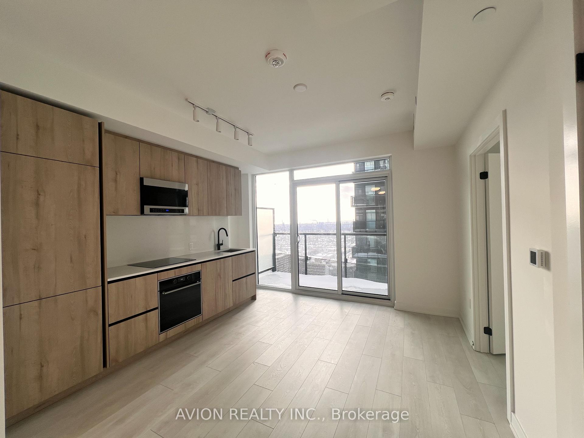 Photo 5 of Unit 2512, 117 Broadway Avenue, Toronto, Mount Pleasant West — HOMEH