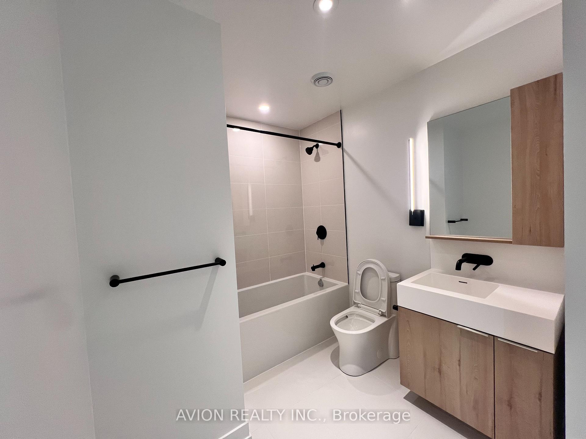 Photo 9 of Unit 2512, 117 Broadway Avenue, Toronto, Mount Pleasant West — HOMEH