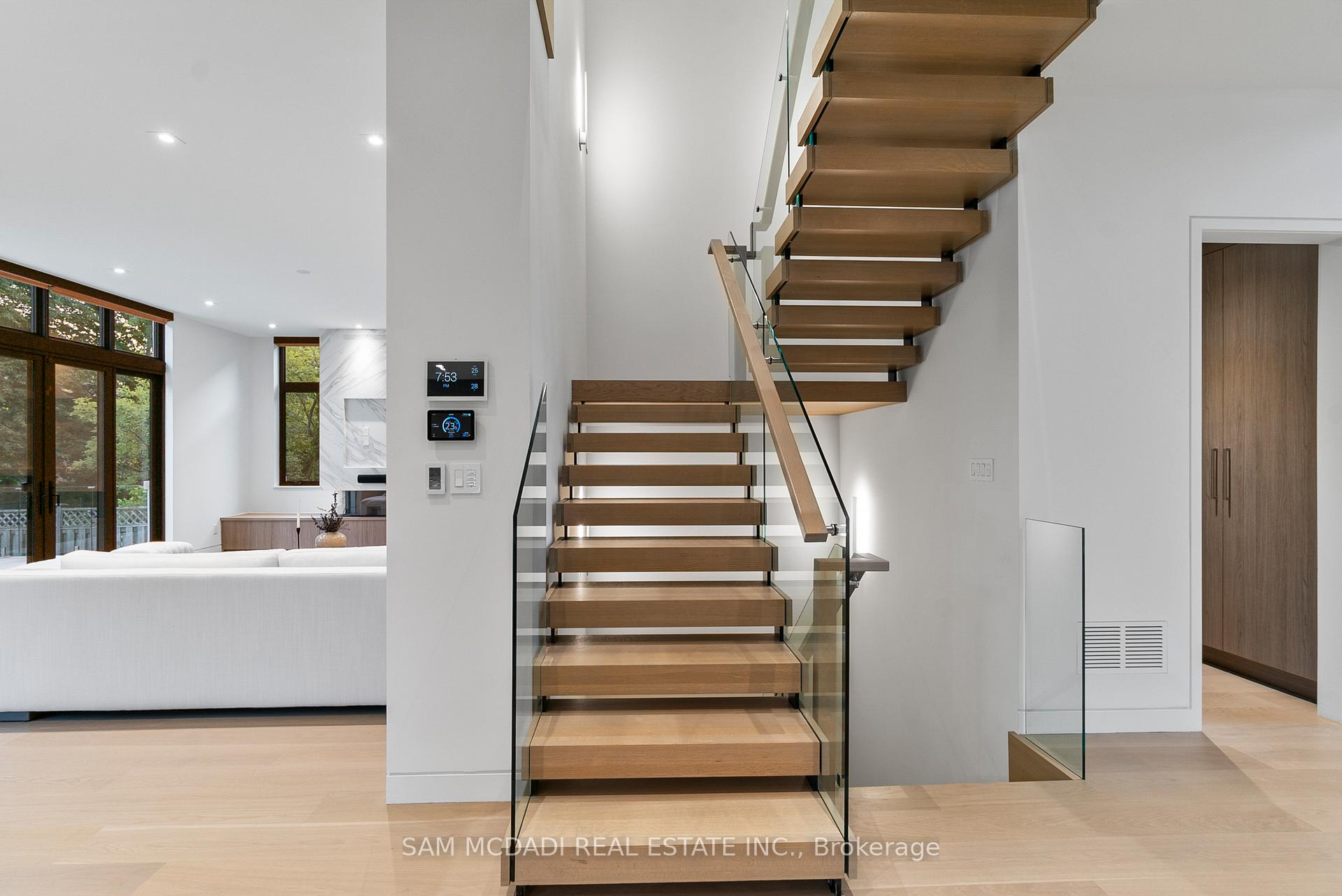 Photo 23 of 1222 Mississauga Road, Mississauga, Lorne Park — HOMEH