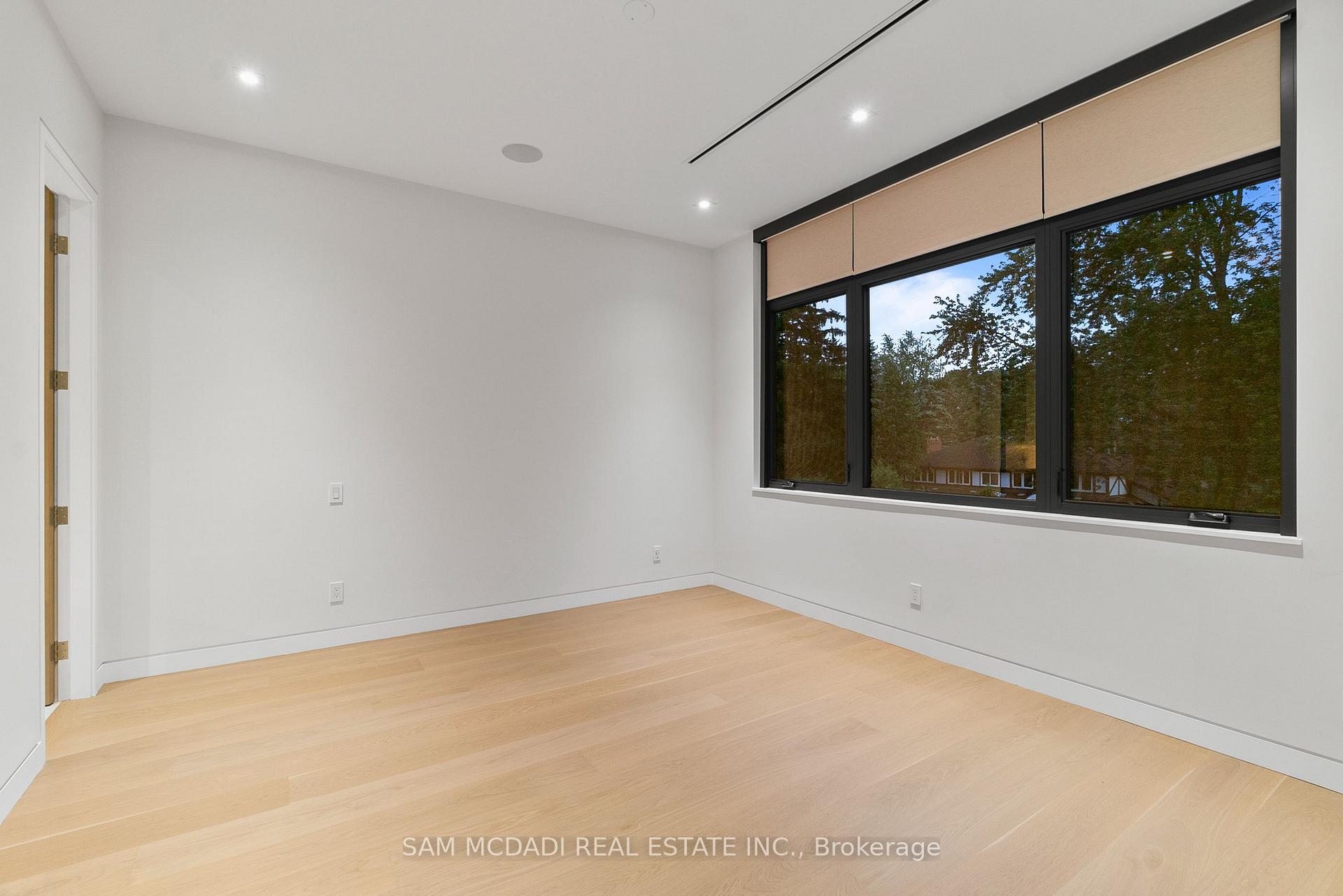 Photo 32 of 1222 Mississauga Road, Mississauga, Lorne Park — HOMEH