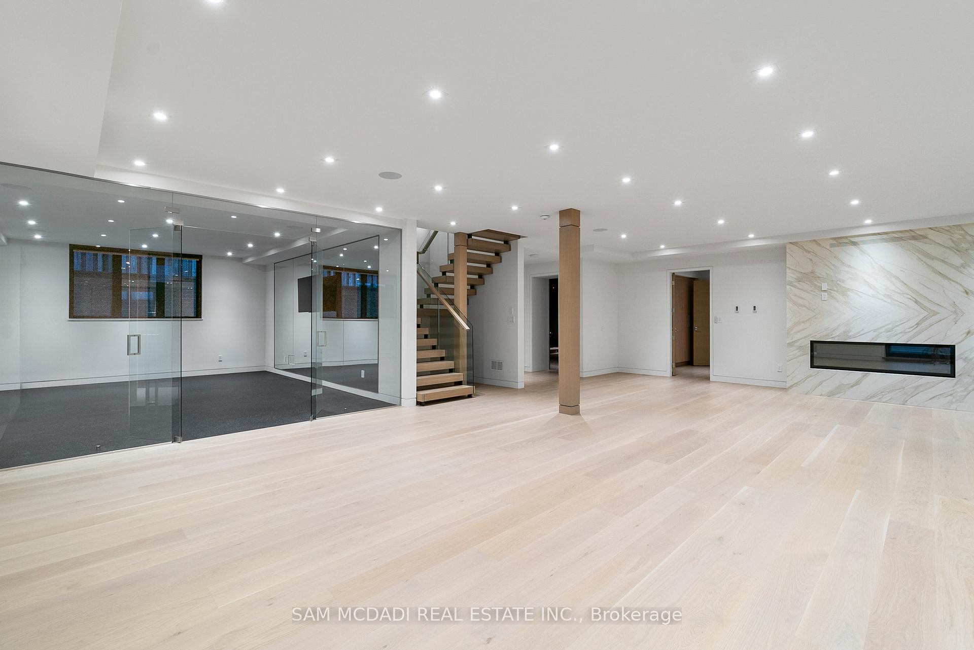 Photo 36 of 1222 Mississauga Road, Mississauga, Lorne Park — HOMEH